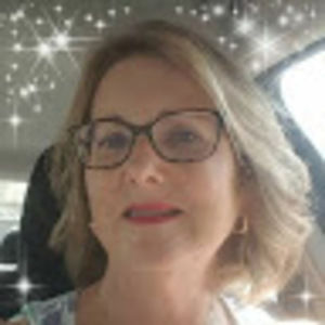 Meet your Posher, Diane e.